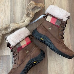 🍃🔆UGGS- ADIRONDACK BOOT II PLAID WATER PROOF🔆🍃